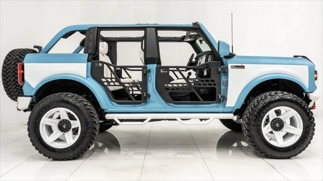 2025 Ford Bronco 6th Gen - Image 12 of 21