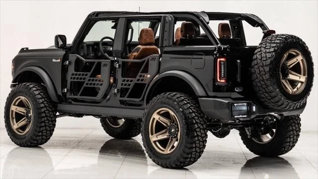 2025 Ford Bronco 6th Gen - Image 16 of 21