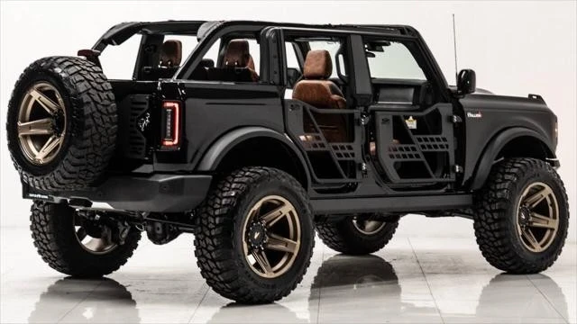 2025 Ford Bronco 6th Gen - Image 9 of 21