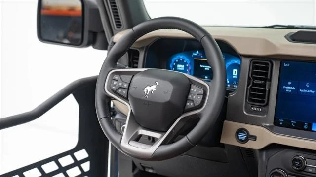 2025 Ford Bronco 6th Gen - Image 20 of 21