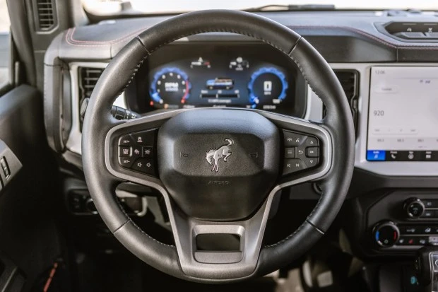2025 Ford Bronco 6th Gen - Image 5 of 8
