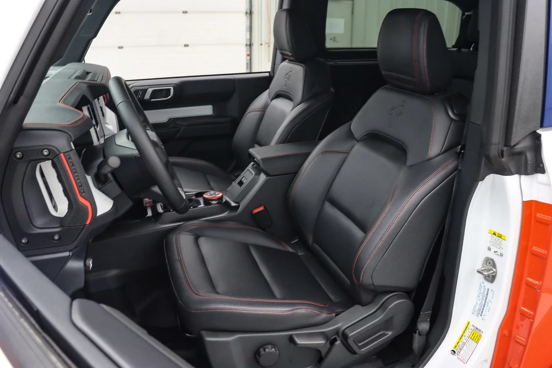 2025 Ford Bronco 6th Gen - Image 17 of 21