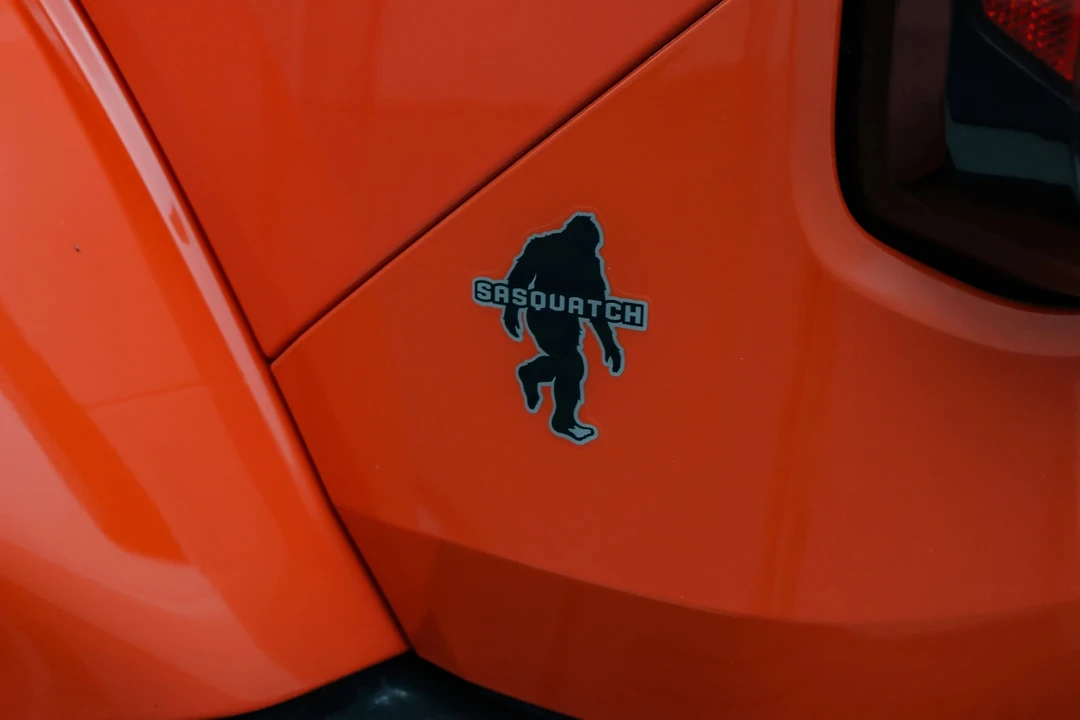 2025 Ford Bronco 6th Gen - Image 15 of 21