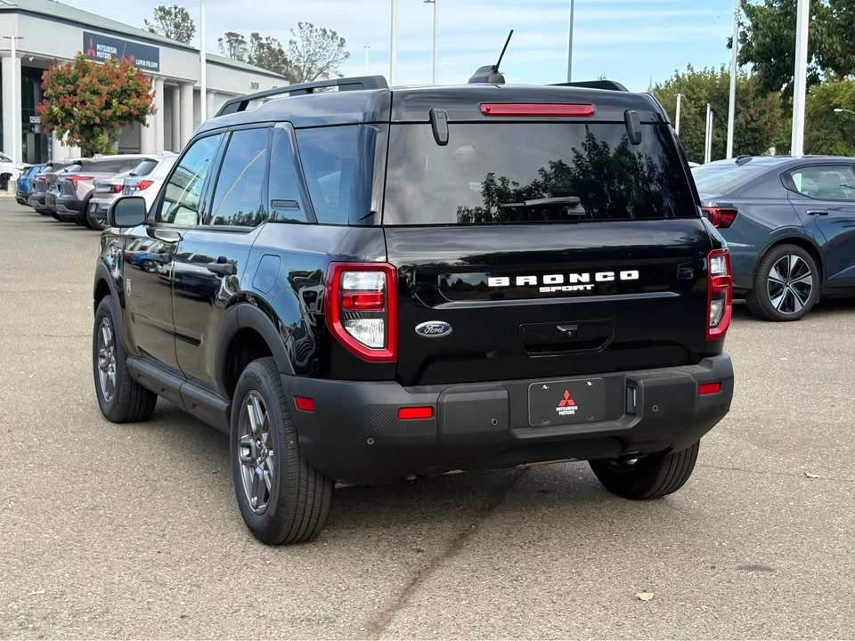 2025 Ford Bronco 6th Gen - Image 2 of 10