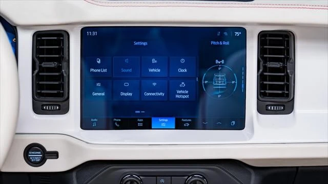 2025 Ford Bronco 6th Gen - Image 15 of 21