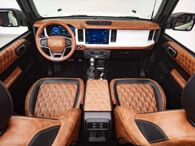 2025 Ford Bronco 6th Gen - Image 3 of 31