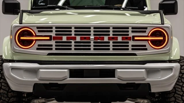 2025 Ford Bronco 6th Gen - Image 4 of 21
