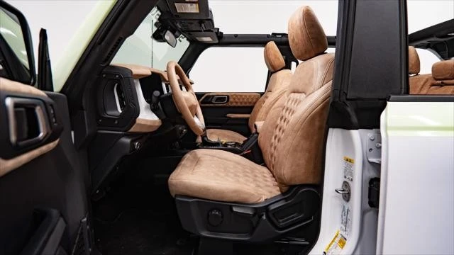 2025 Ford Bronco 6th Gen - Image 27 of 31