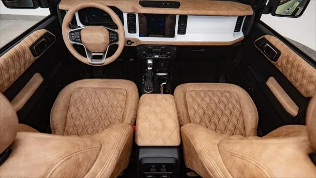 2025 Ford Bronco 6th Gen - Image 2 of 31