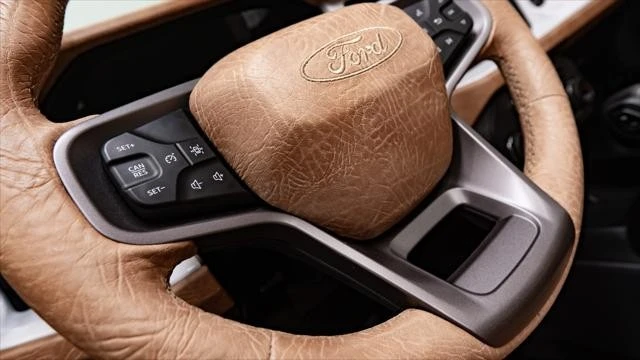 2025 Ford Bronco 6th Gen - Image 28 of 31