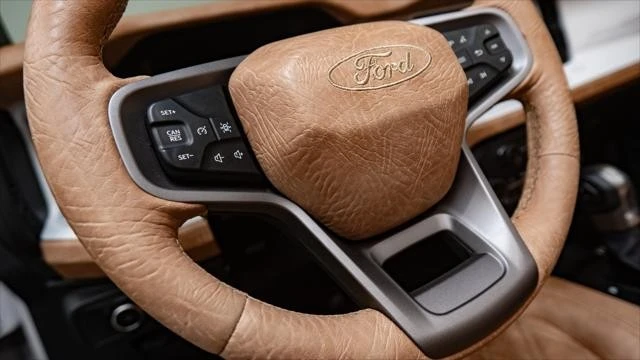 2025 Ford Bronco 6th Gen - Image 30 of 31