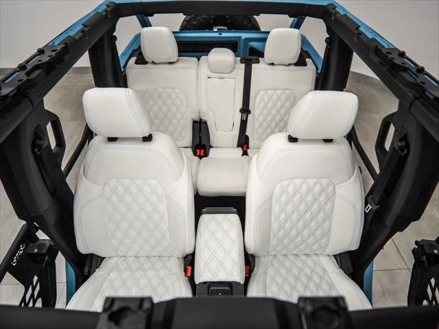 2025 Ford Bronco 6th Gen - Image 5 of 31