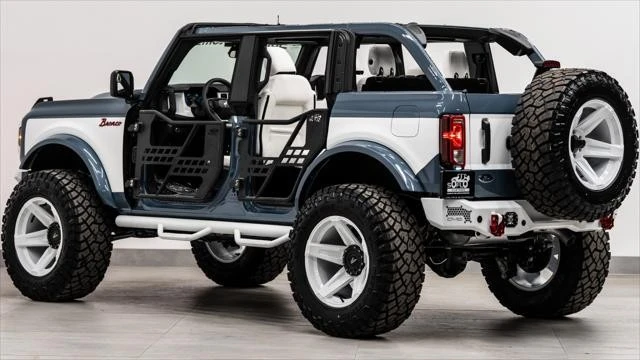 2025 Ford Bronco 6th Gen - Image 15 of 21