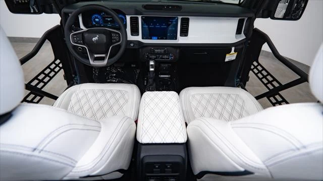2025 Ford Bronco 6th Gen - Image 2 of 21