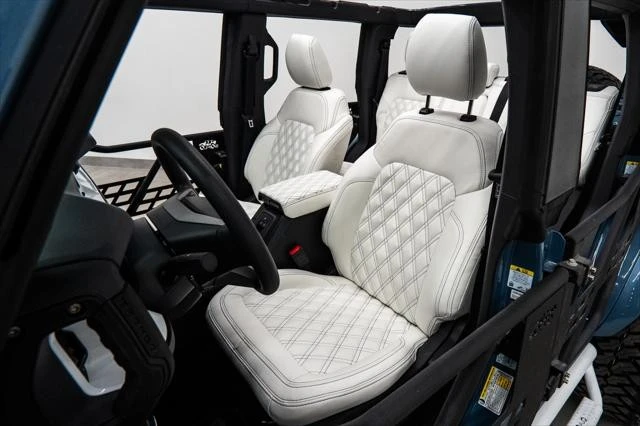 2025 Ford Bronco 6th Gen - Image 28 of 31