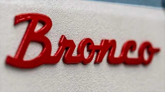 2025 Ford Bronco 6th Gen - Image 17 of 31