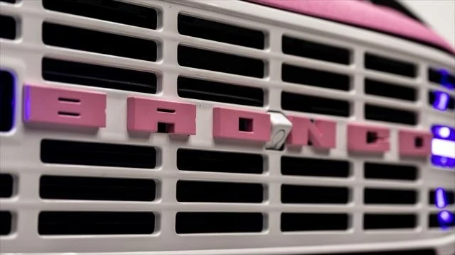 2025 Ford Bronco 6th Gen - Image 19 of 21