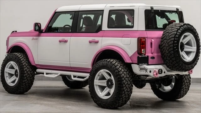 2025 Ford Bronco 6th Gen - Image 9 of 21