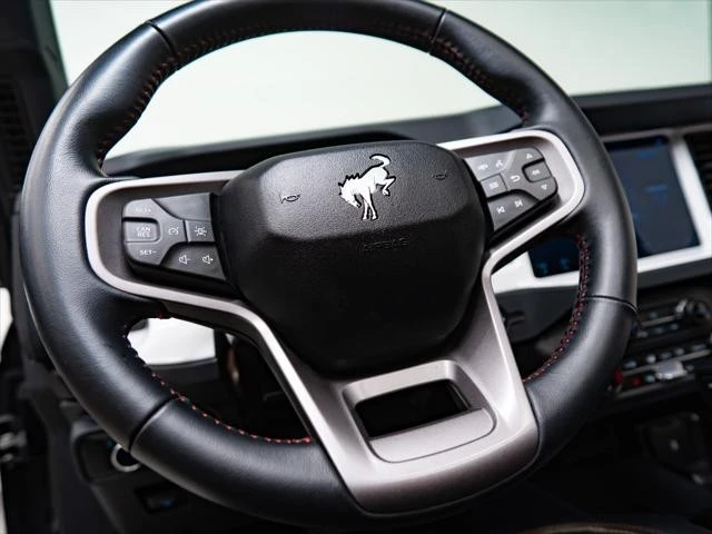2025 Ford Bronco 6th Gen - Image 24 of 31