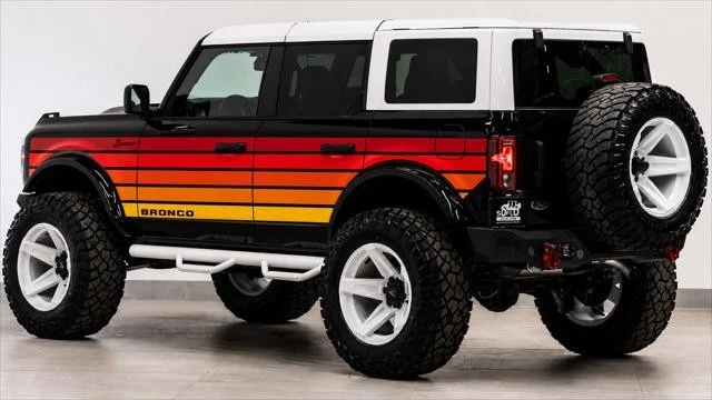 2025 Ford Bronco 6th Gen - Image 4 of 5