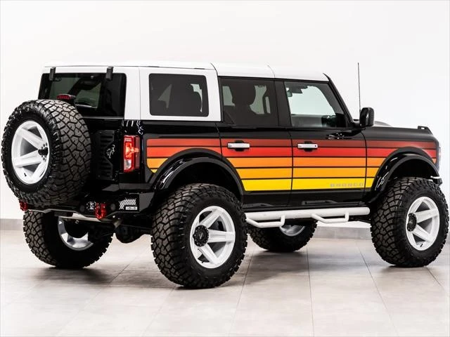 2025 Ford Bronco 6th Gen - Image 8 of 31