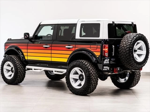 2025 Ford Bronco 6th Gen - Image 10 of 31