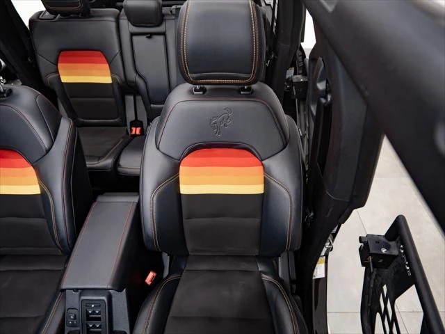 2025 Ford Bronco 6th Gen - Image 17 of 31