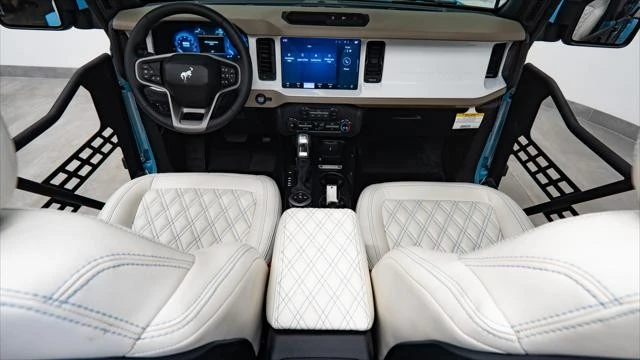 2025 Ford Bronco 6th Gen - Image 2 of 31