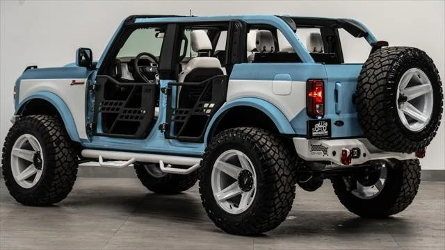 2025 Ford Bronco 6th Gen - Image 28 of 31