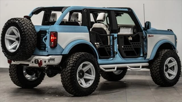 2025 Ford Bronco 6th Gen - Image 27 of 31