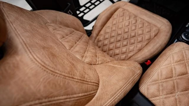 2025 Ford Bronco 6th Gen - Image 30 of 31