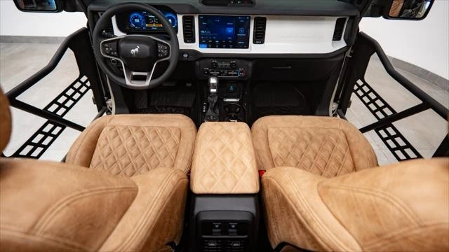 2025 Ford Bronco 6th Gen - Image 2 of 31