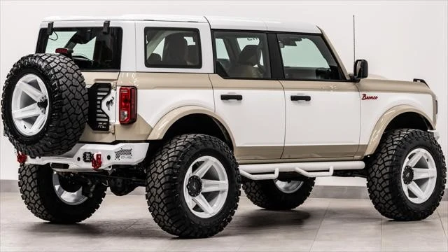 2025 Ford Bronco 6th Gen - Image 7 of 31