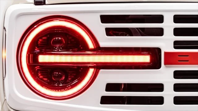 2025 Ford Bronco 6th Gen - Image 20 of 31