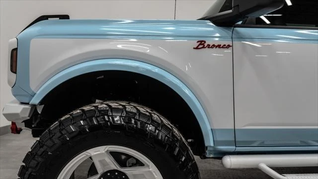 2025 Ford Bronco 6th Gen - Image 16 of 31
