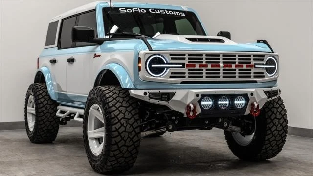 2025 Ford Bronco 6th Gen - Image 4 of 31