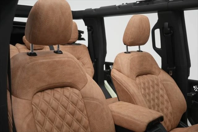 2025 Ford Bronco 6th Gen - Image 3 of 31