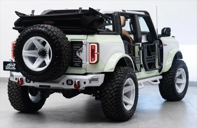 2025 Ford Bronco 6th Gen - Image 19 of 31