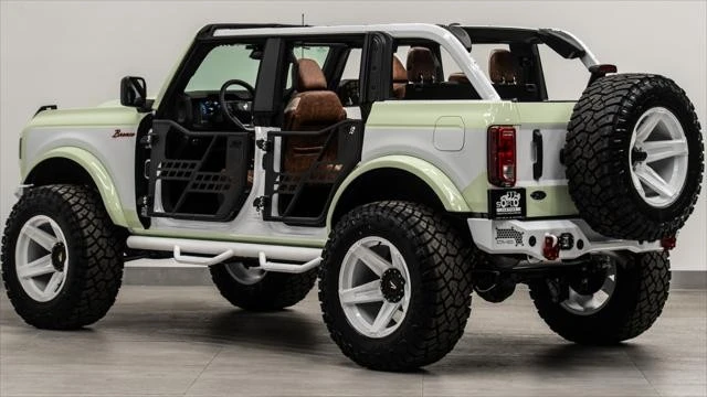 2025 Ford Bronco 6th Gen - Image 4 of 21
