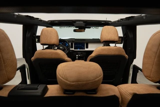 2025 Ford Bronco 6th Gen - Image 24 of 31