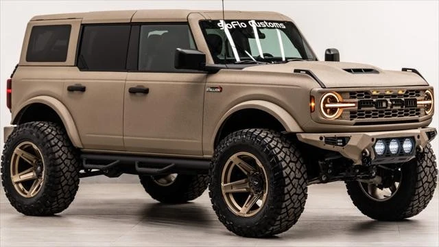 2025 Ford Bronco 6th Gen - Image 4 of 31