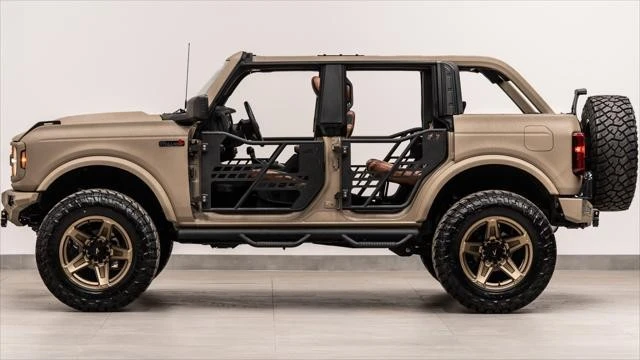 2025 Ford Bronco 6th Gen - Image 27 of 31
