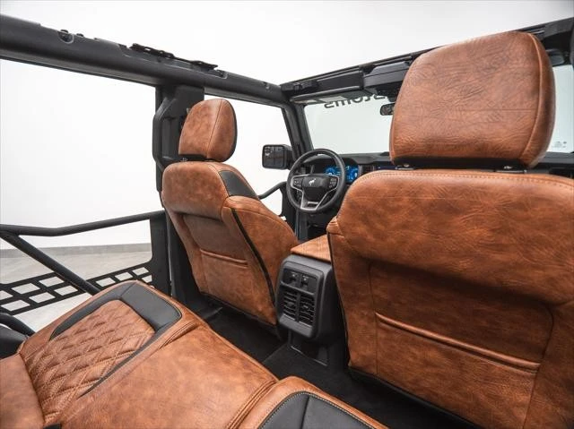 2025 Ford Bronco 6th Gen - Image 25 of 31