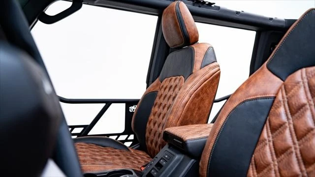 2025 Ford Bronco 6th Gen - Image 28 of 31