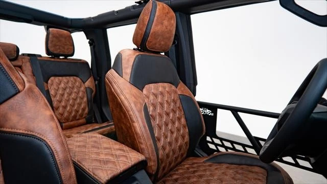 2025 Ford Bronco 6th Gen - Image 3 of 31
