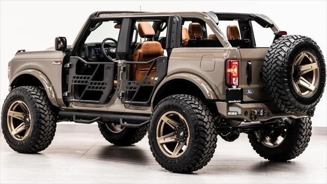 2025 Ford Bronco 6th Gen - Image 7 of 31