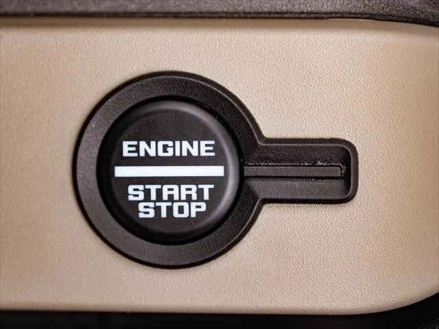 2025 Ford Bronco 6th Gen - Image 18 of 31
