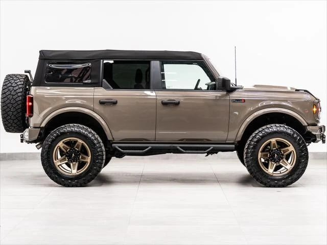 2025 Ford Bronco 6th Gen - Image 7 of 31