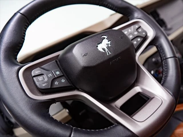2025 Ford Bronco 6th Gen - Image 25 of 31