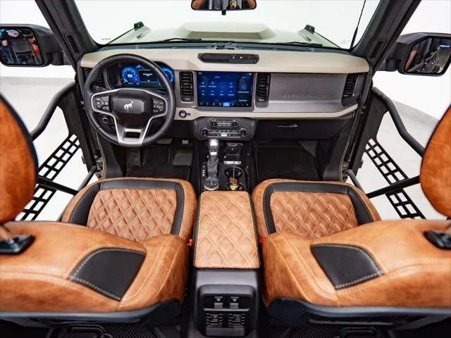 2025 Ford Bronco 6th Gen - Image 3 of 31